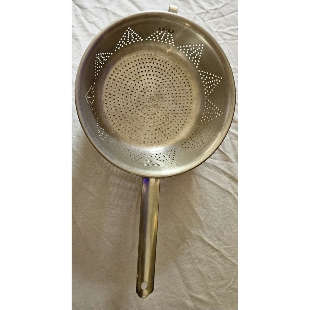 The Unbranded Brand material aluminum